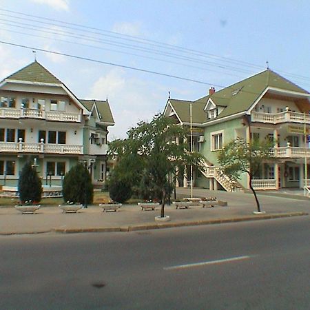 Parish Bull Hotel Kisvárda Exterior foto