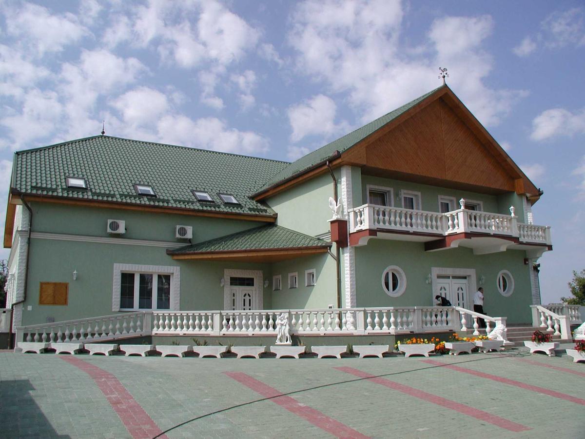 Parish Bull Hotel Kisvárda Exterior foto